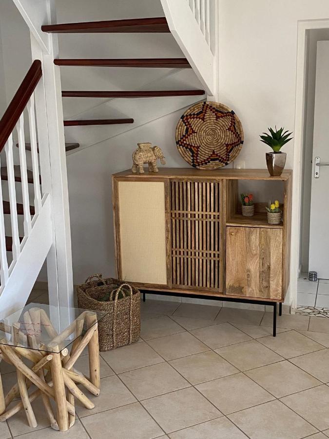 Nomilou Avec Accès Direct à La Plages Villa